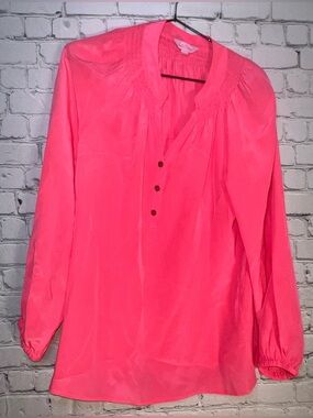 Lilly Pulitzer Pink Lightweight Blouse V Neck Women’s Small - EUC ☀️